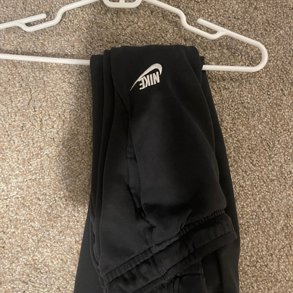 Black nike sweatpants